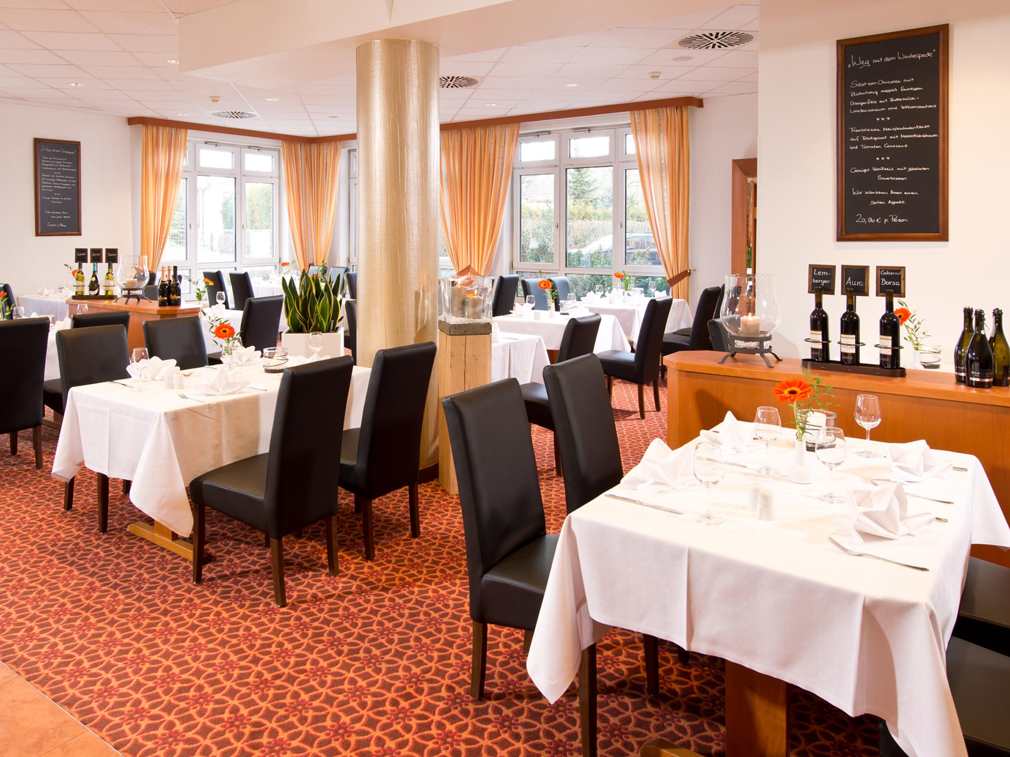 Achat Hotel Schwarzheide Lausitz ภายนอก รูปภาพ
