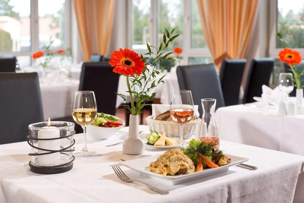 Achat Hotel Schwarzheide Lausitz ภายนอก รูปภาพ